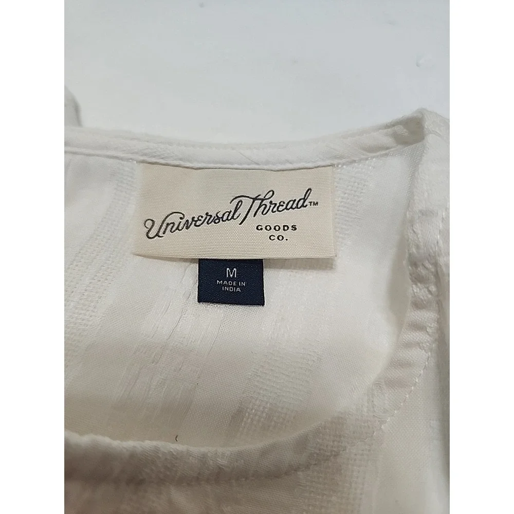 Universal Thread Top Medium Womens Ruffles - Picture 10 of 10